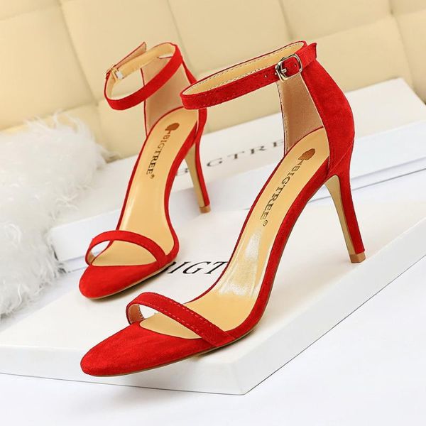 sandals 2021 women size 40 flock extreme 11cm high heels fetish female gladiator strap shoes lady nude valentine red pumps, Black
sandals 2021 women size 40 flock extreme 11cm high heels fetish female gladiator strap shoes lady nude valentine red pumps, Black