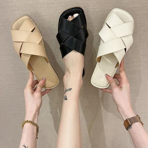 slippers rubber flip flops flat shoes female low woman's slides fashion hawaiian 2021 beach luxury soft basic rome hoof heels pu, Black
slippers rubber flip flops flat shoes female low woman's slides fashion hawaiian 2021 beach luxury soft basic rome hoof heels pu, Black