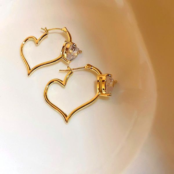 hoop & huggie lovoacc korean hollow irregular love heart shaped women earrings gold color metal alloy sparkly cz zircon earring jewelry, Golden;silver 
hoop & huggie lovoacc korean hollow irregular love heart shaped women earrings gold color metal alloy sparkly cz zircon earring jewelry, Golden;silver