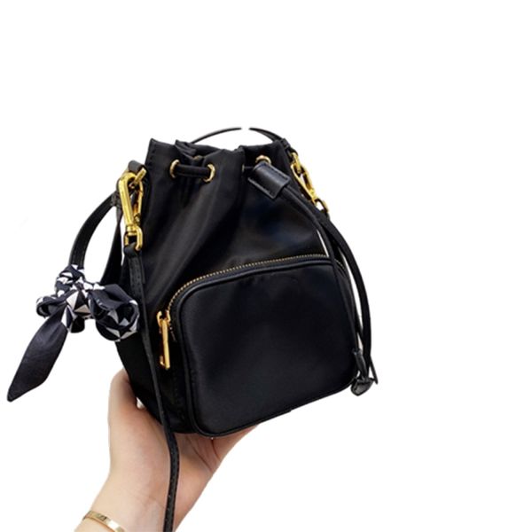 parachute waterproof fabric fashion mini bucket bag all-match lady shoulder bags messenger bag handbag small purse wallets wholesale
parachute waterproof fabric fashion mini bucket bag all-match lady shoulder bags messenger bag handbag small purse wallets wholesale