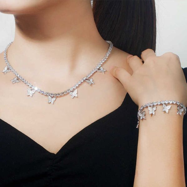 beaqueen exquisite 3 pcs cubic zirconia butterfly dangle drop earring bracelet and necklace women engagement jewelry sets js263 h1022, Silver
beaqueen exquisite 3 pcs cubic zirconia butterfly dangle drop earring bracelet and necklace women engagement jewelry sets js263 h1022, Silver