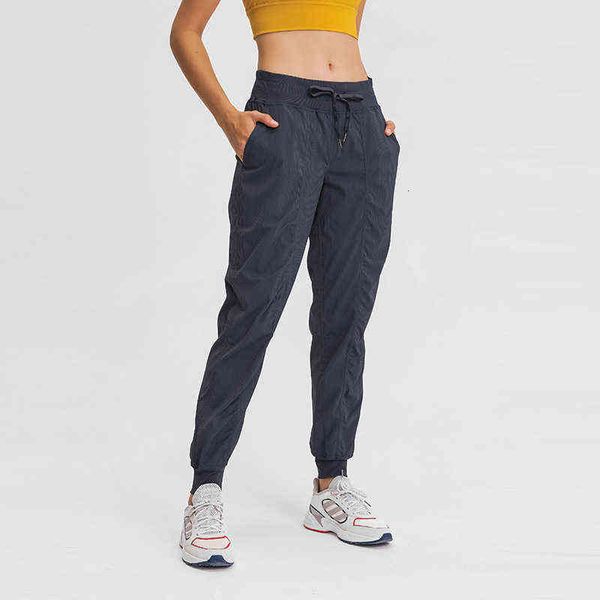 women's pants capris ins autumn and winter woven pocket yoga pants loose leggings fast drying elastic sports casual pant, Black;white
women's pants capris ins autumn and winter woven pocket yoga pants loose leggings fast drying elastic sports casual pant, Black;white