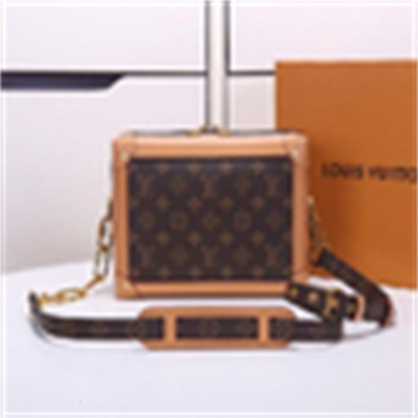 handbags cross brand bags shoulder designer bag women luxury iconic r60c handles 44660 bags totes presbyopia body box bag clutches evening, Red;black
handbags cross brand bags shoulder designer bag women luxury iconic r60c handles 44660 bags totes presbyopia body box bag clutches evening, Red;black