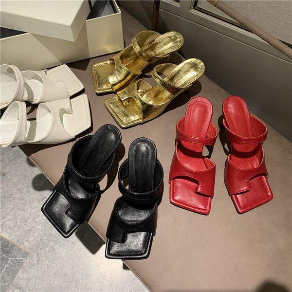 2021 ladi fashion digner sandals formal sho xury flip flops nappa eam square toe casual slippers high heel shoelace box
2021 ladi fashion digner sandals formal sho xury flip flops nappa eam square toe casual slippers high heel shoelace box