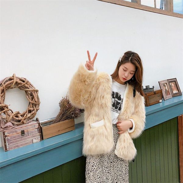 2019 bf style spliced knitted v neck shaggy faux fur coat new winter korea clothing keep warm pockets women fur jacket outwear, Black
2019 bf style spliced knitted v neck shaggy faux fur coat new winter korea clothing keep warm pockets women fur jacket outwear, Black