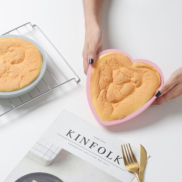 6 inch silicone baking plate cake mold heart and round mousse bread mould tray pan tool pink and blue
6 inch silicone baking plate cake mold heart and round mousse bread mould tray pan tool pink and blue