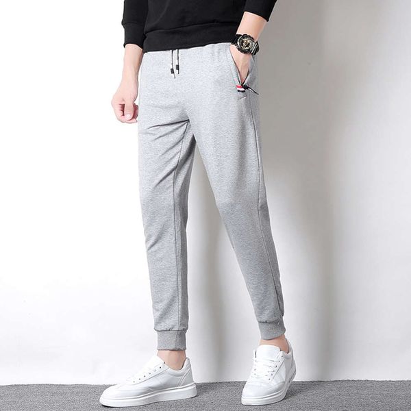 sportswear men's spring and autumn breathable casual pants men's knitted pants autumn running trend large pants, Black
sportswear men's spring and autumn breathable casual pants men's knitted pants autumn running trend large pants, Black