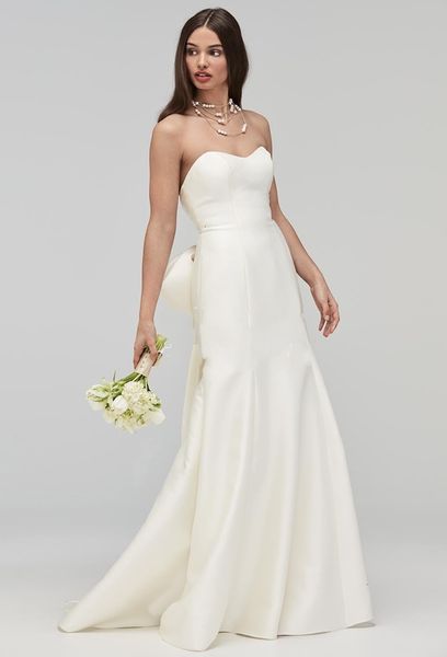 strapless 2021 new elegant satin mermaid vestido de noiva trouwjurk trumpet bride wedding gowns with big bow 360d, White 
strapless 2021 new elegant satin mermaid vestido de noiva trouwjurk trumpet bride wedding gowns with big bow 360d, White