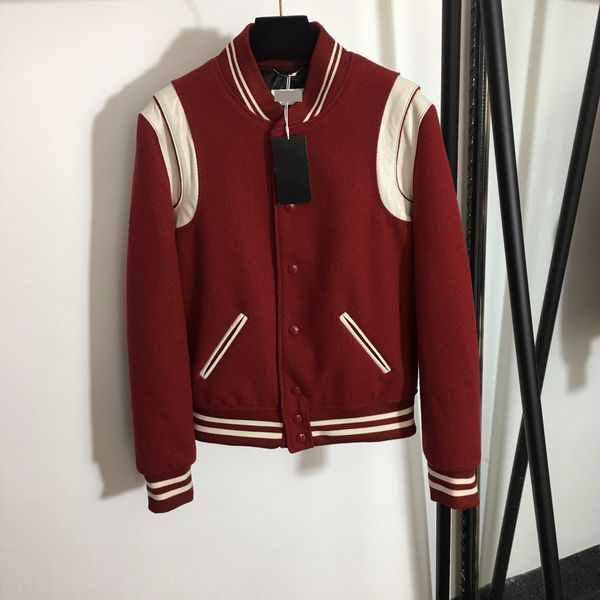 705 2021 runway coat spring brand same style coat crew neck black red button long sleeve womens clothes fashion, Black;brown
705 2021 runway coat spring brand same style coat crew neck black red button long sleeve womens clothes fashion, Black;brown