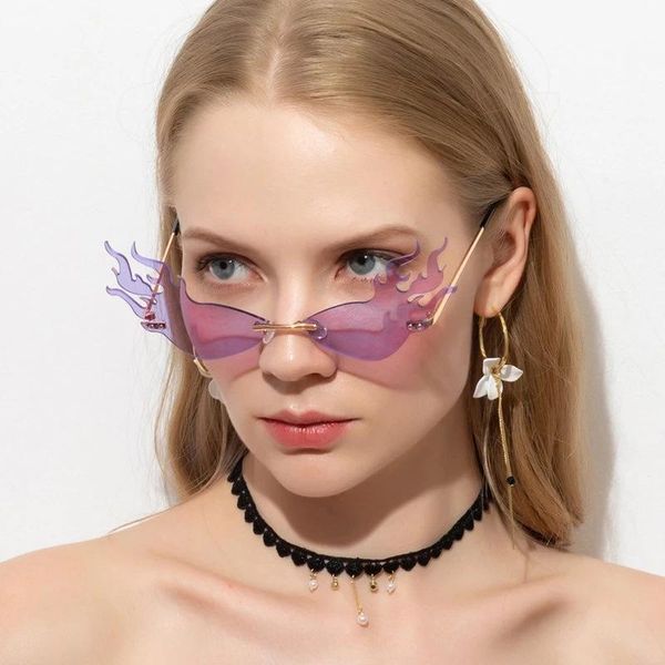 sunglasses personality frameless fashion women exaggerated shape trend party casual street shooting glasses, White;black
sunglasses personality frameless fashion women exaggerated shape trend party casual street shooting glasses, White;black
