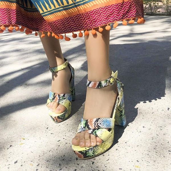 block heels anti-skid 2021 summer large size high sandals female comfort shoes for women open toe espadrilles platform chunky bi, Black
block heels anti-skid 2021 summer large size high sandals female comfort shoes for women open toe espadrilles platform chunky bi, Black