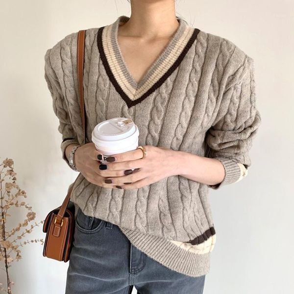 winter women gentle casual v-neck loose soft minimalist panelled long sleeve pullover knitting sweater c853, White;black
winter women gentle casual v-neck loose soft minimalist panelled long sleeve pullover knitting sweater c853, White;black