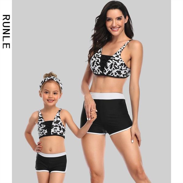 parent child swim suit for girls women bikini 2021 bathing korea swimwear surf new split mother daughter swimsuit leopard print
parent child swim suit for girls women bikini 2021 bathing korea swimwear surf new split mother daughter swimsuit leopard print
