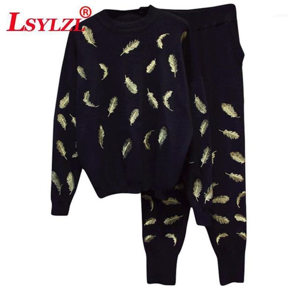 autumn and winter women's european station embroidery leaves long-sleeved loose sweater shirt pants suit q2971, White
autumn and winter women's european station embroidery leaves long-sleeved loose sweater shirt pants suit q2971, White