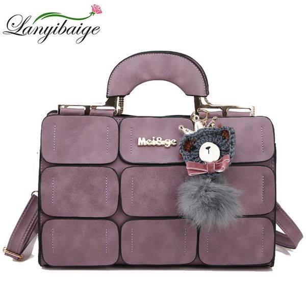 2021 new fashion women handbags luxurious women messenger bags designer casual lady shoulder bag hairball pendant tote
2021 new fashion women handbags luxurious women messenger bags designer casual lady shoulder bag hairball pendant tote