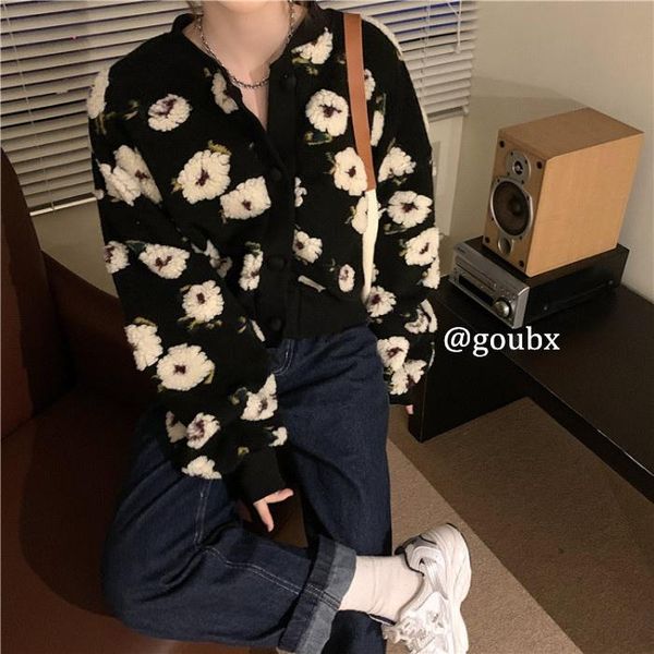 women's knits & tees sweet dignified flowers salt coat for women 2021spring and autumn korean style loose all-match fried street clothe, White
women's knits & tees sweet dignified flowers salt coat for women 2021spring and autumn korean style loose all-match fried street clothe, White