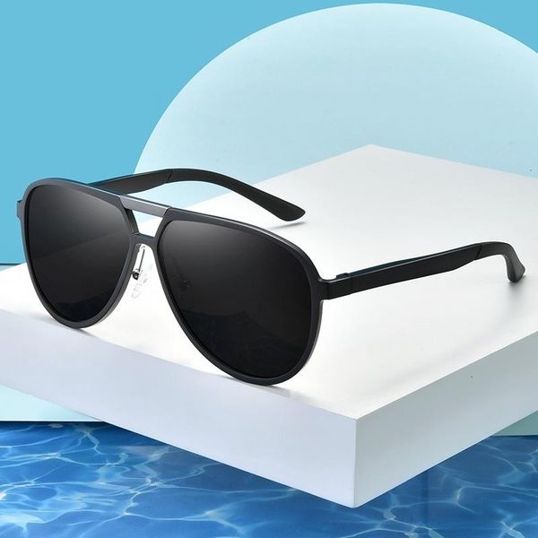 sunglasses the aluminium magnesium polarized ultra light men outdoor sports driving fishing glasses 9820, White;black
sunglasses the aluminium magnesium polarized ultra light men outdoor sports driving fishing glasses 9820, White;black