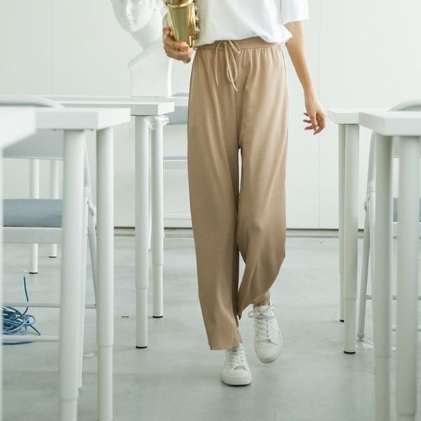 820# spring pant girl summer ice silk knitted wide leg pants female apricot color drape nine pants high waist thin y19070101, Black;white
820# spring pant girl summer ice silk knitted wide leg pants female apricot color drape nine pants high waist thin y19070101, Black;white