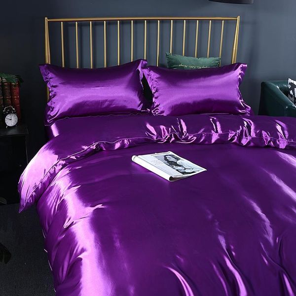 satin silk bedding set luxury king size bed set quilt duvet cover and pillowcase bed linen for single double bedclothes
satin silk bedding set luxury king size bed set quilt duvet cover and pillowcase bed linen for single double bedclothes