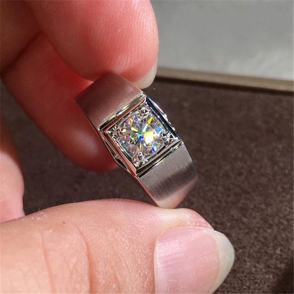 wedding rings luxury female white zircon stone ring classic silver color big engagement charm crystal square for women men, Slivery;golden
wedding rings luxury female white zircon stone ring classic silver color big engagement charm crystal square for women men, Slivery;golden