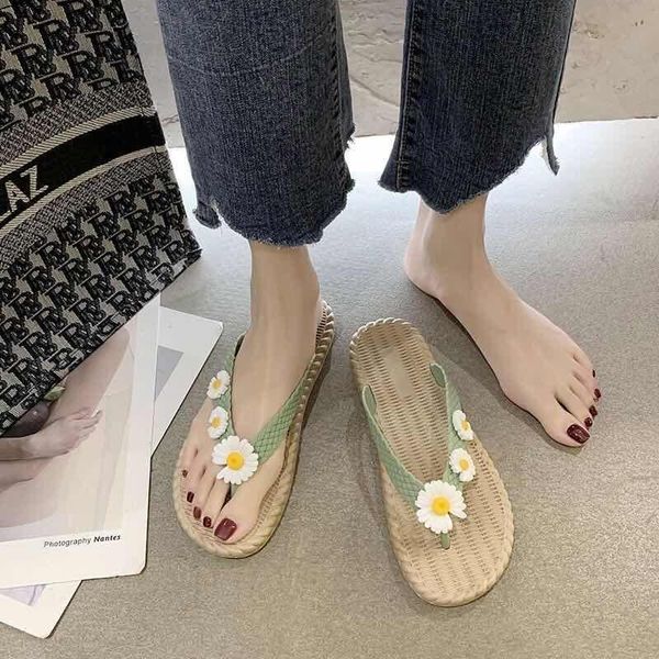 flip-flops female summer new outing korean style non-slip all-matching beach flat flip-flops, Black
flip-flops female summer new outing korean style non-slip all-matching beach flat flip-flops, Black