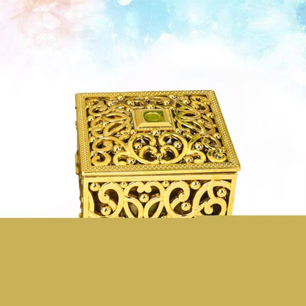 gift wrap 24pcs hollow out flower pattern boxes square mini candy packaging case party favors (golden)
gift wrap 24pcs hollow out flower pattern boxes square mini candy packaging case party favors (golden)