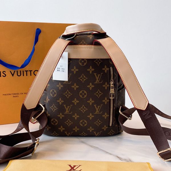 luxurys designers bags women tote brand letter embossing genuine leather backpack style with original dust bag 02
luxurys designers bags women tote brand letter embossing genuine leather backpack style with original dust bag 02