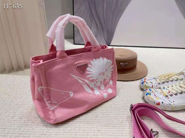 2021 spring and summer leisure shopping bag handbag high-end quality classic fashion ink painting pattern temperament ladies shoulder bags
2021 spring and summer leisure shopping bag handbag high-end quality classic fashion ink painting pattern temperament ladies shoulder bags