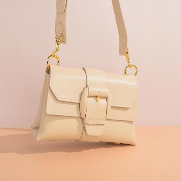 evening bags fashion trend bag 2021 crossbar shoulder leisure portable leather women's small square senkey style flap single
evening bags fashion trend bag 2021 crossbar shoulder leisure portable leather women's small square senkey style flap single
