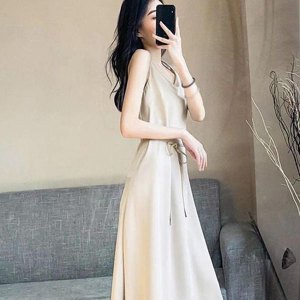 casual dresses female v neck summer dress retro slim elegant suspender long solid women's, Black;gray
casual dresses female v neck summer dress retro slim elegant suspender long solid women's, Black;gray
