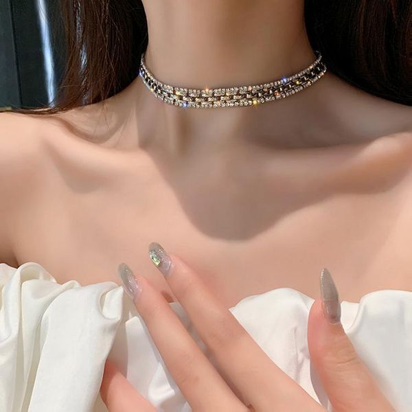 2021 simple luxury crsyal choker necklace clavicle fashion jewelry female choker necklace, Silver
2021 simple luxury crsyal choker necklace clavicle fashion jewelry female choker necklace, Silver