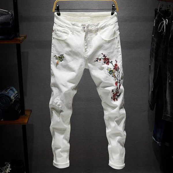 2020 new men's hole stretch embroidered jeans,personalized fashion slim trousers,wild casual men's jeans large size x0621, Blue
2020 new men's hole stretch embroidered jeans,personalized fashion slim trousers,wild casual men's jeans large size x0621, Blue