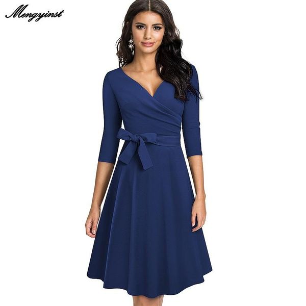 casual dresses 2021 spring solid color with sash elegant cocktail party flare swing women slim fit a-line vintage dress vestidos, Black;gray
casual dresses 2021 spring solid color with sash elegant cocktail party flare swing women slim fit a-line vintage dress vestidos, Black;gray