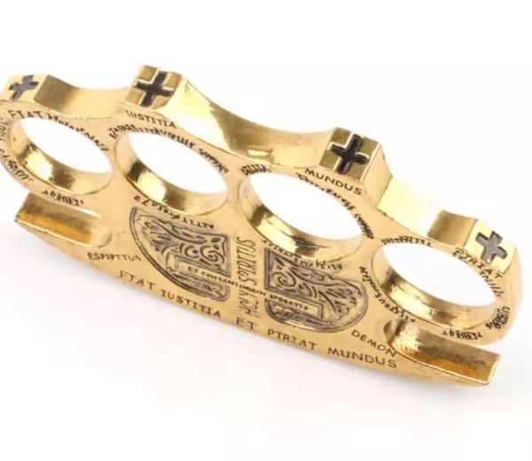 2021finger tiger self defense four finger fist stab glass fiber legitimate hand brace ring defense hand buckle fist buckle self defense 0965
2021finger tiger self defense four finger fist stab glass fiber legitimate hand brace ring defense hand buckle fist buckle self defense 0965