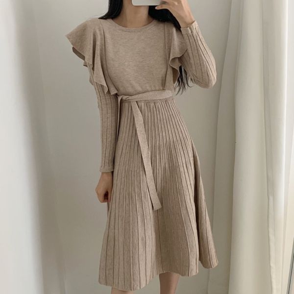 2021 new autumn ruffles long-sleeved female knitted sweater women lace-up slim waist long christmas casual robe vestidos qhnp, Black;gray
2021 new autumn ruffles long-sleeved female knitted sweater women lace-up slim waist long christmas casual robe vestidos qhnp, Black;gray