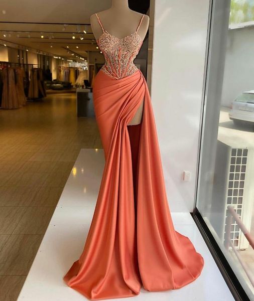 2021 peach prom dresses spaghetti straps lace appliques beads sleeveless mermaid high side split sweep train plus size long party evening go, Black
2021 peach prom dresses spaghetti straps lace appliques beads sleeveless mermaid high side split sweep train plus size long party evening go, Black