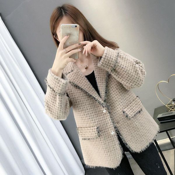 2021 new women autumn winter faux mink cashmere plaid cardigan coat female lapel knitted thick sweaters ladies casual warm n188bd6i, White;black
2021 new women autumn winter faux mink cashmere plaid cardigan coat female lapel knitted thick sweaters ladies casual warm n188bd6i, White;black