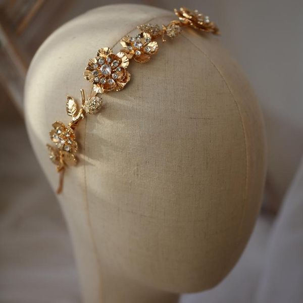 hair clips & barrettes wedding accessories vintage gold headband tiaras flower leaf headpieces crowns zircon rhinestones hairbands bridal je, Golden;silver
hair clips & barrettes wedding accessories vintage gold headband tiaras flower leaf headpieces crowns zircon rhinestones hairbands bridal je, Golden;silver