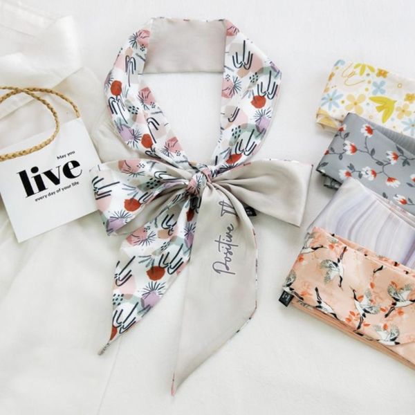 scarves hijab scarfs female shawls bags lady bandana foulard fashion kerchief small simulation silk neck scarf for women, Blue;gray
scarves hijab scarfs female shawls bags lady bandana foulard fashion kerchief small simulation silk neck scarf for women, Blue;gray