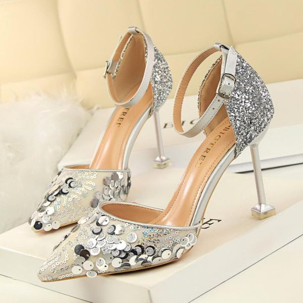dress shoes thin hollow women's fine with high heel shallow mouth pointed sequins word band women sandals, Black
dress shoes thin hollow women's fine with high heel shallow mouth pointed sequins word band women sandals, Black