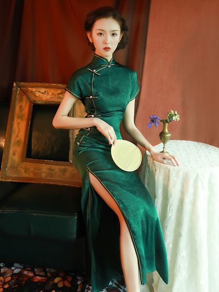 dressed in fine green high slit long retro chinese style ancient xangai daily casual clothes as feminine fairy fashion mpby, Black;gray
dressed in fine green high slit long retro chinese style ancient xangai daily casual clothes as feminine fairy fashion mpby, Black;gray