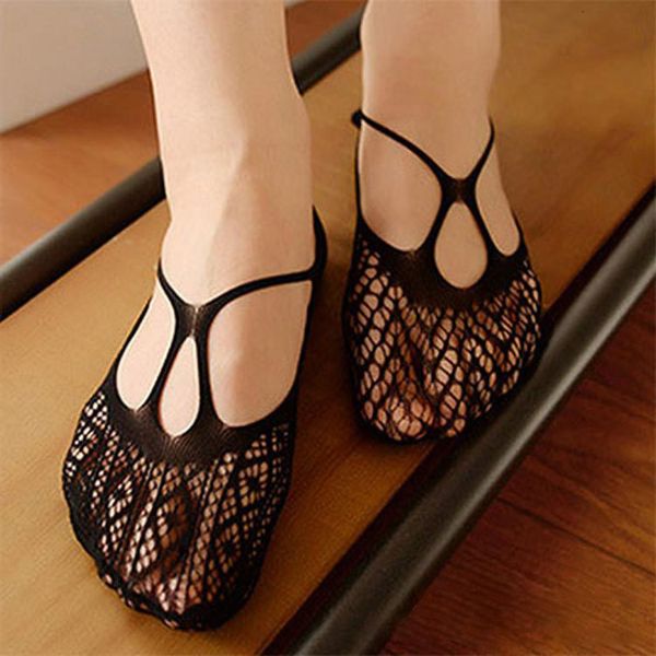 lace children' boat thin ice silk shallow mouth invisible stockings sile non slip socks low sock sleev, Red;black
lace children' boat thin ice silk shallow mouth invisible stockings sile non slip socks low sock sleev, Red;black