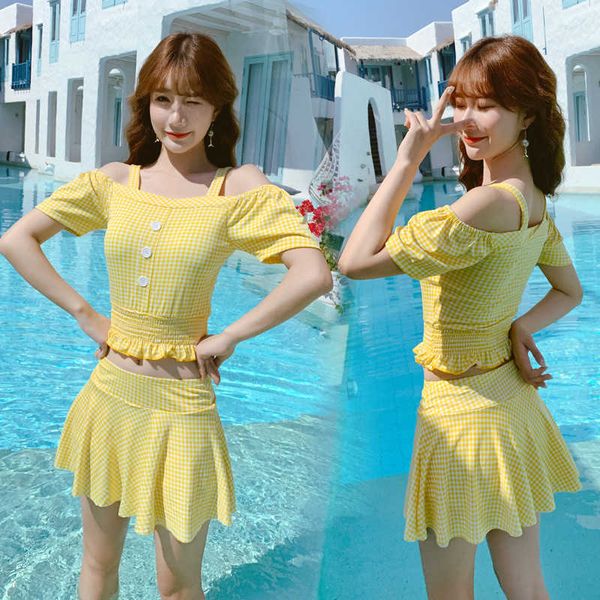 lovely split swimsuit new style little sweet fresh girl conservative two piece set holiday summer factory, White;black
lovely split swimsuit new style little sweet fresh girl conservative two piece set holiday summer factory, White;black