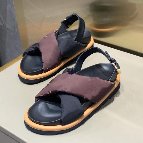 2022 classic designer slides sandals for women women shoes summer causal outdoor beach genuine leather buckle platform sandal 35-45 with box, Black
2022 classic designer slides sandals for women women shoes summer causal outdoor beach genuine leather buckle platform sandal 35-45 with box, Black