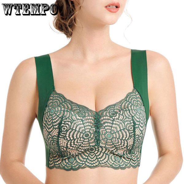bras women lace sports bra plus size seamless underwear wireless push up thin wide straps bralette 34-52 c d brassiere, Red;black
bras women lace sports bra plus size seamless underwear wireless push up thin wide straps bralette 34-52 c d brassiere, Red;black