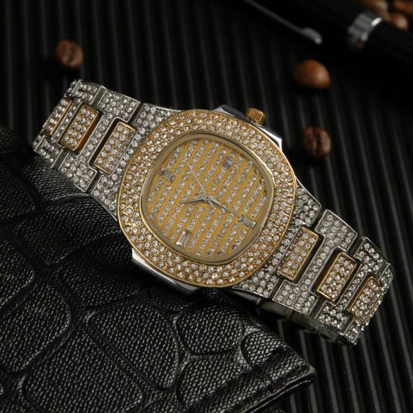 wristwatches lurxury men watch full steel rhinestone dourado quartz wristwatch fashion diamond hip hop gold color, Slivery;brown
wristwatches lurxury men watch full steel rhinestone dourado quartz wristwatch fashion diamond hip hop gold color, Slivery;brown