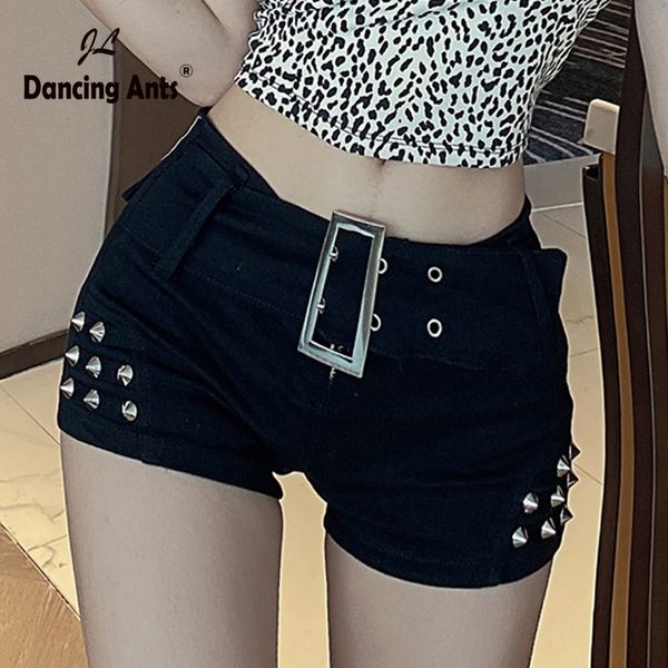 woman booty shorts low waist club mini shorts vintage fashion sequin female shorts new arrival 210309, White;black
woman booty shorts low waist club mini shorts vintage fashion sequin female shorts new arrival 210309, White;black