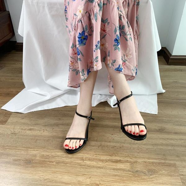 sandals buckle bring genuine leather woman 2021 summer fine heel all-match toe fairy shoe, Black
sandals buckle bring genuine leather woman 2021 summer fine heel all-match toe fairy shoe, Black