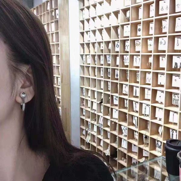 hbp fashion unsymmetrical diamond inlaid u-shaped back inserted pearl earrings, Silver
hbp fashion unsymmetrical diamond inlaid u-shaped back inserted pearl earrings, Silver
