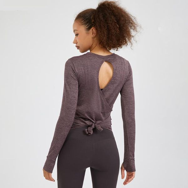 yoga outfit back open long sleeve training fitness shirts women crew neck quick dry workout sport pullover with thumb hole
yoga outfit back open long sleeve training fitness shirts women crew neck quick dry workout sport pullover with thumb hole